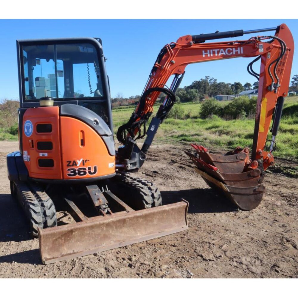 HITACHI ZX38U-5A 2015
